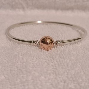 Pandora bracelet rose gold clap bangle sz 7.5 EUC